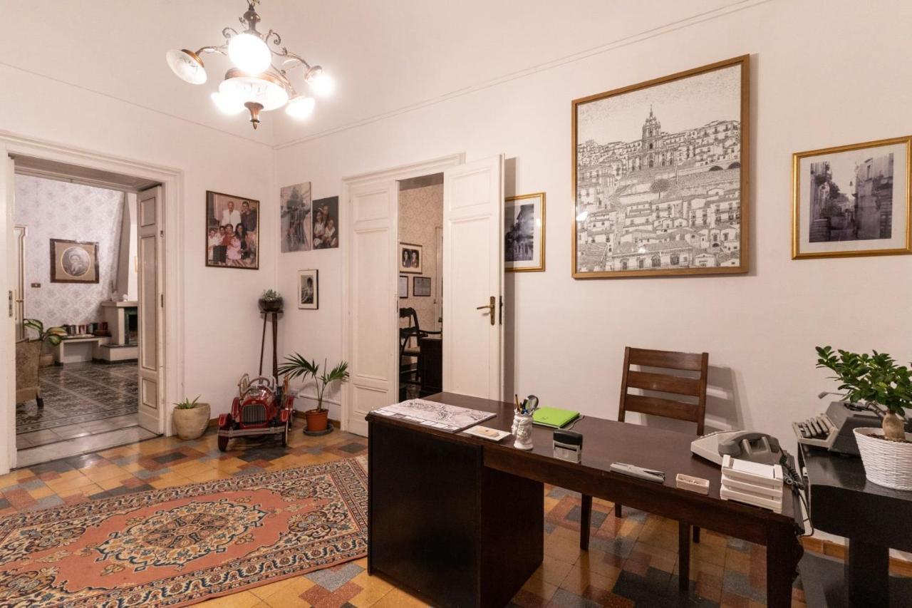 Palazzo Il Cavaliere B&B De Charme Modica Extérieur photo