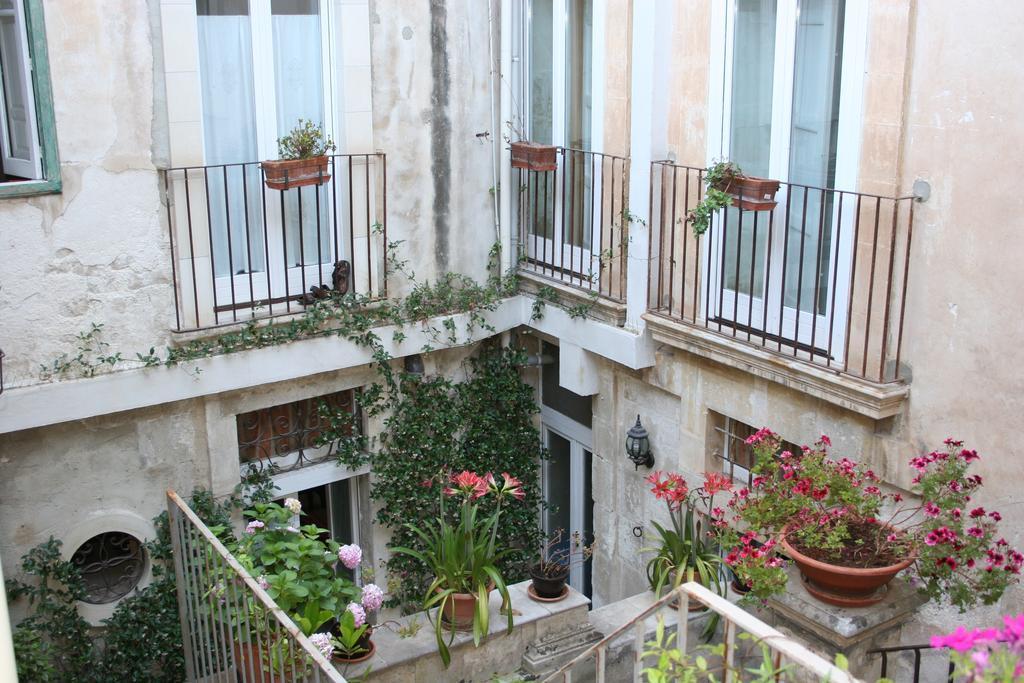 Palazzo Il Cavaliere B&B De Charme Modica Extérieur photo