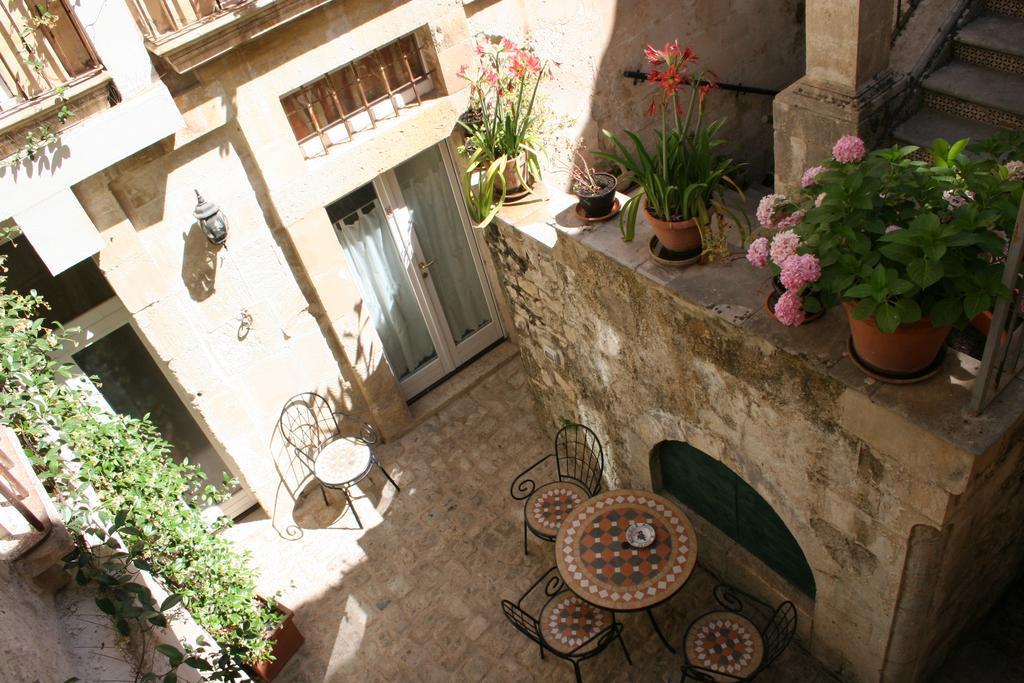 Palazzo Il Cavaliere B&B De Charme Modica Extérieur photo